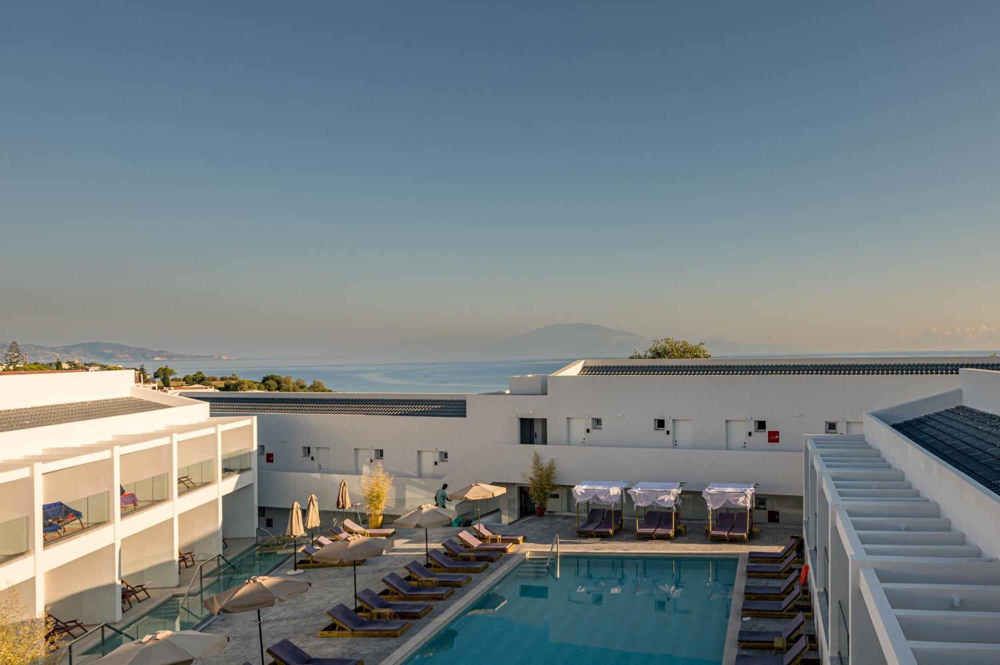 Mirage Bleu Hotel Tragaki Exterior foto